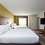 Holiday Inn Express Hotel & Suites Pasadena-Colorado Boulevard