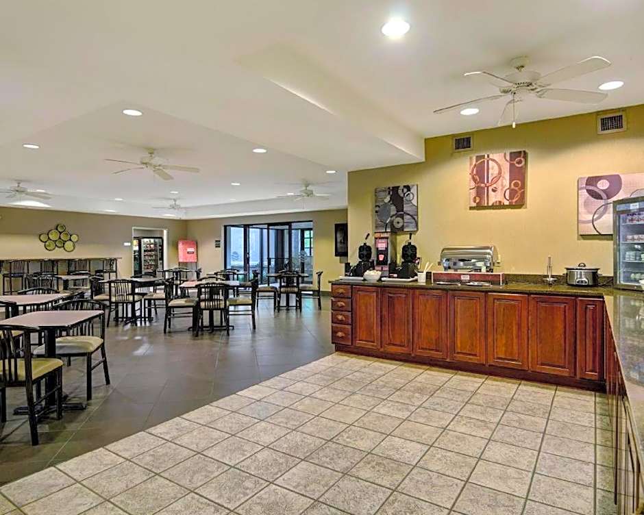 Comfort Inn & Suites Hot Springs Midtown