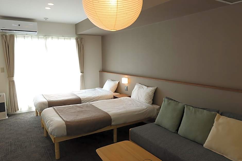 UCHI Living Stay Otaru Suitengu