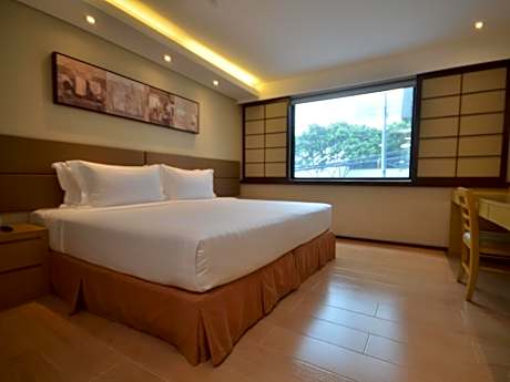 Jinjiang Inn - Makati