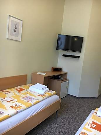 Small Twin Room