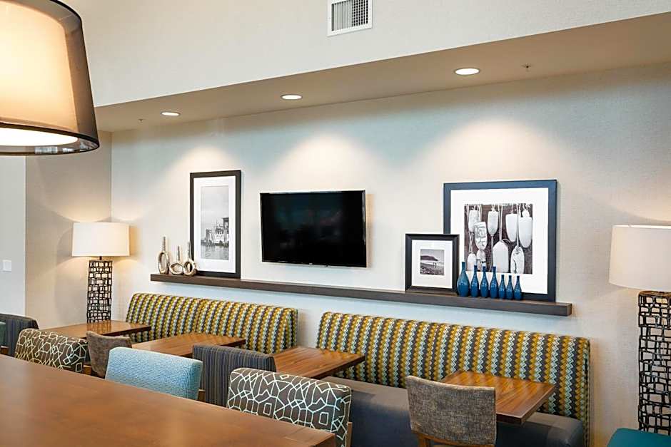 Hampton Inn & Suites Seattle/Northgate