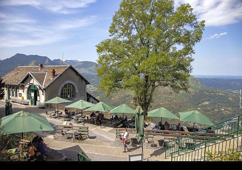 Hôtel Croix des Bretons - Lourdes Pyrénées