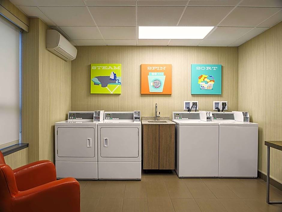 Best Western Plus Carlton Plaza Hotel