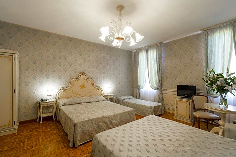 Palazzo Guardi