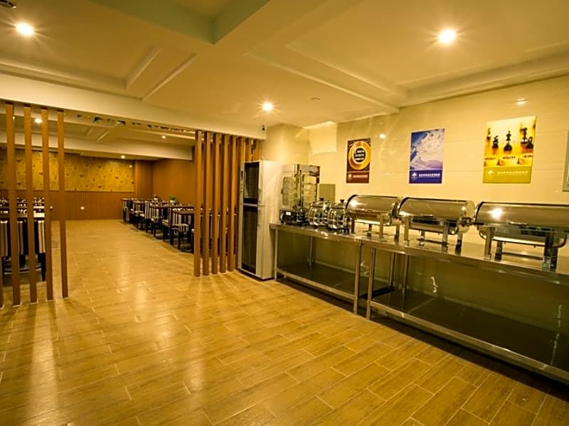 GreenTree Inn Nantong Huida Square Yuejiang Road Express Hotel