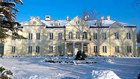 Hotel Sobienie Królewskie