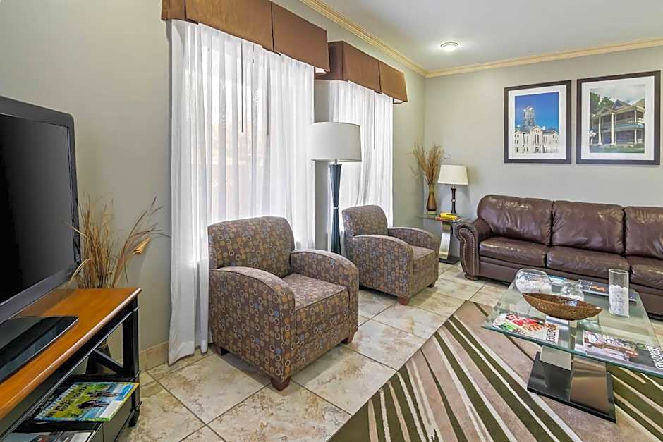 Quality Inn & Suites Granbury