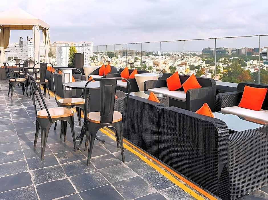 The Waverly Hotel & Residences