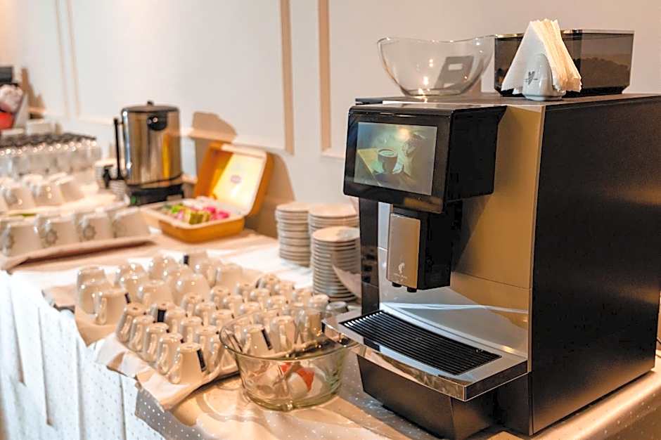 Business Hotel Conference Center & Spa