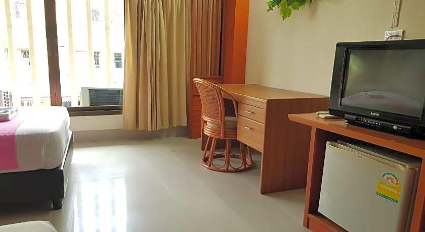 Poonsook Phitsanulok Hotel