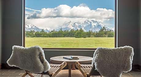 Rio Serrano Hotel + Spa