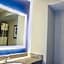 La Quinta Inn & Suites by Wyndham NE Long Beach/Cypress