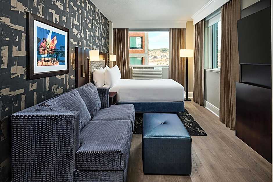 Hotel Alex Johnson Rapid City, Curio Collection by Hilton