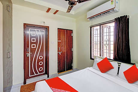 Hotel Devi Guest Rooms