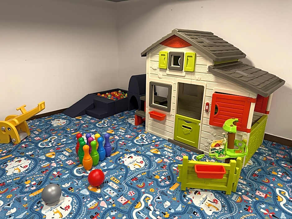 Karpacki & SPA - blisko wyciągu, Restauracja, Sala Zabaw, Bar 24h