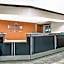 Microtel Inn & Suites By Wyndham Houston