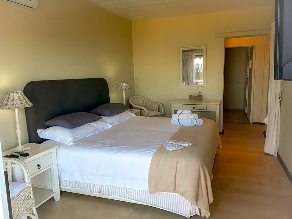 Whales Way Ocean Retreat