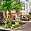 Travelodge by Wyndham Bakersfield