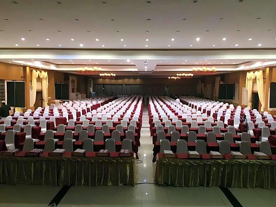 Baiboon Grand Hotel