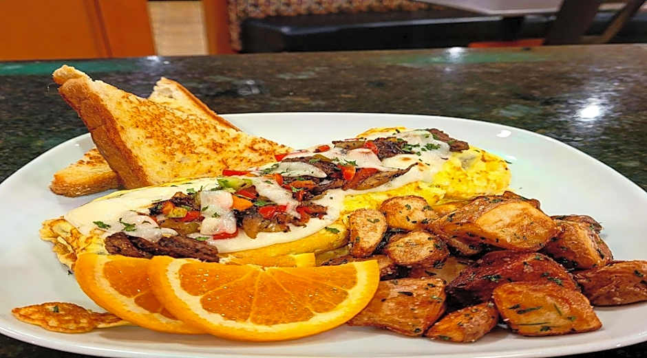 Holiday Inn Hotel & Suites Gateway By IHG