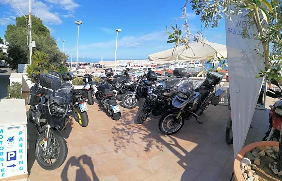 BUE MARINO Hotel & Roof Lounge