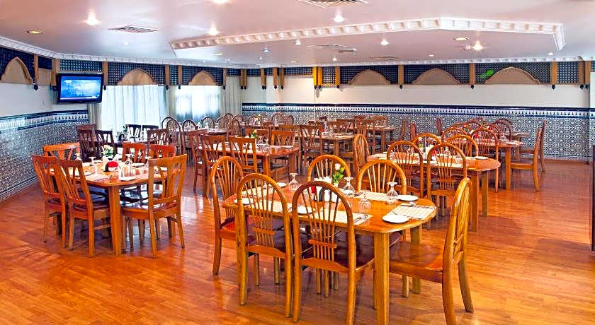 Landmark Plaza Hotel