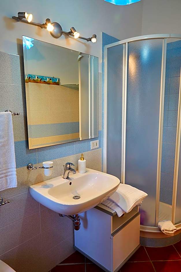 Helimos B&B with Segesta Temple view near Castellammare del Golfo