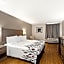 Red Roof Inn & Suites Newnan