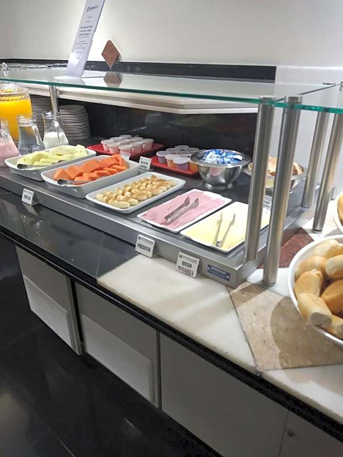 Nacional Inn Curitiba Torres