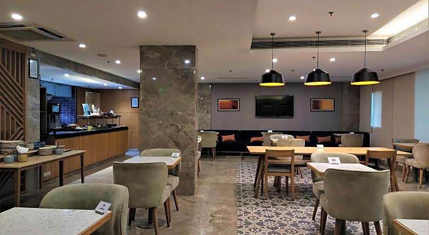 Holiday Inn Express Ahmedabad Prahlad Nagar By IHG