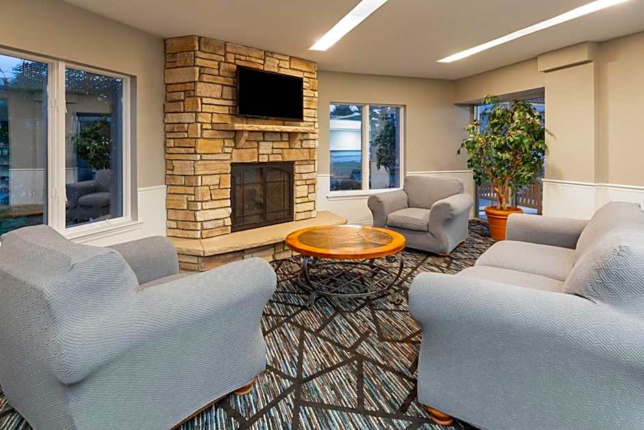 Super 8 by Wyndham Traverse City