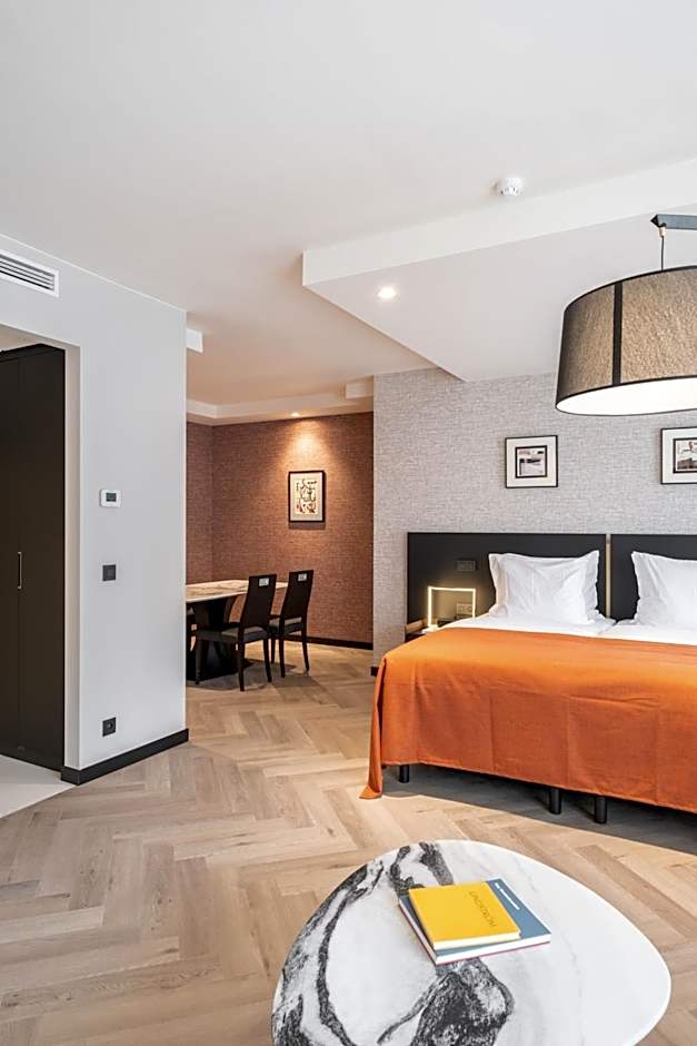 Hyllit Hotel