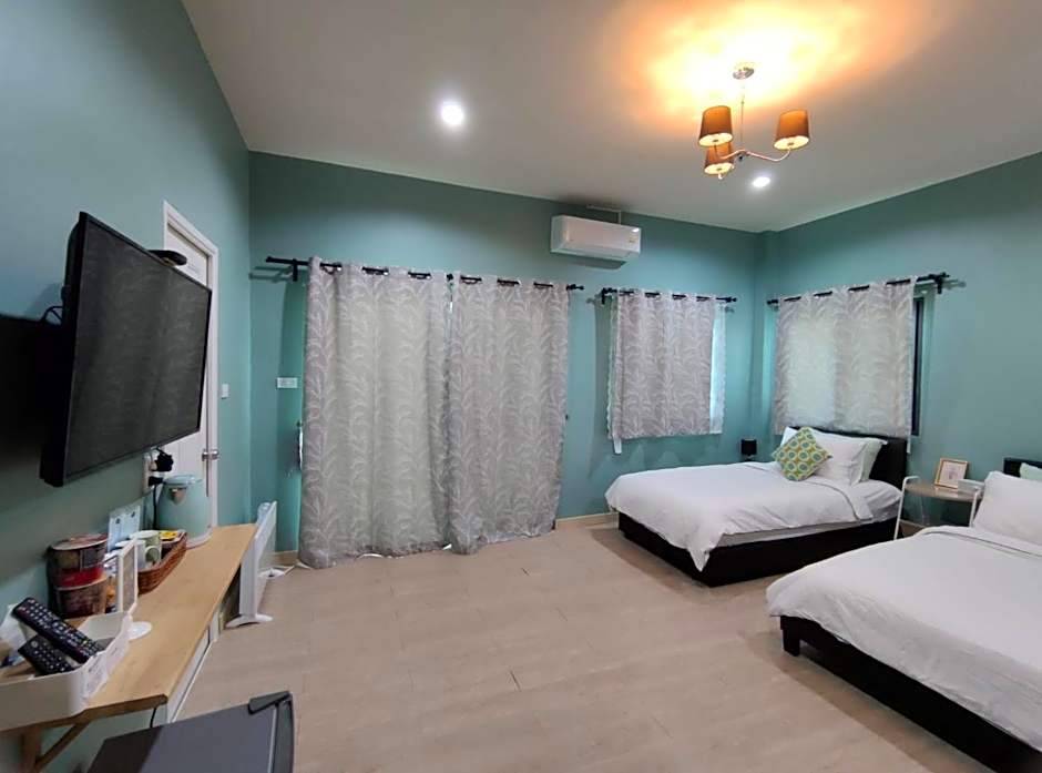 Morinaka Craftfe & Poshtel