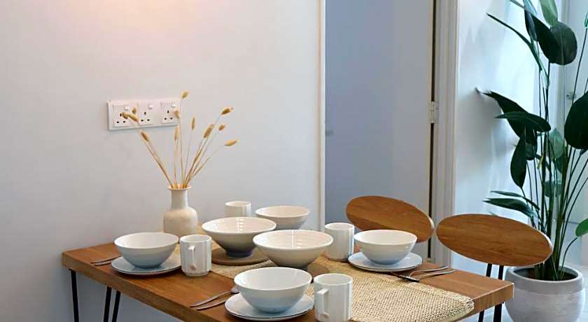 EMPORIUM,DELOFT@KUCHING(2R,3Beds,1Bath,4Pax)