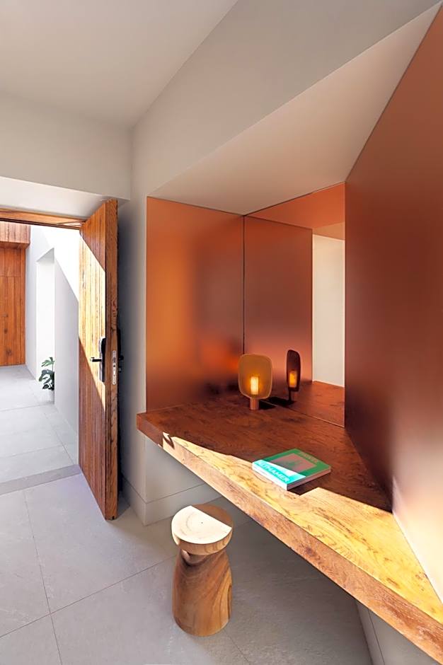 Noūs Santorini, a Member of Design Hotels