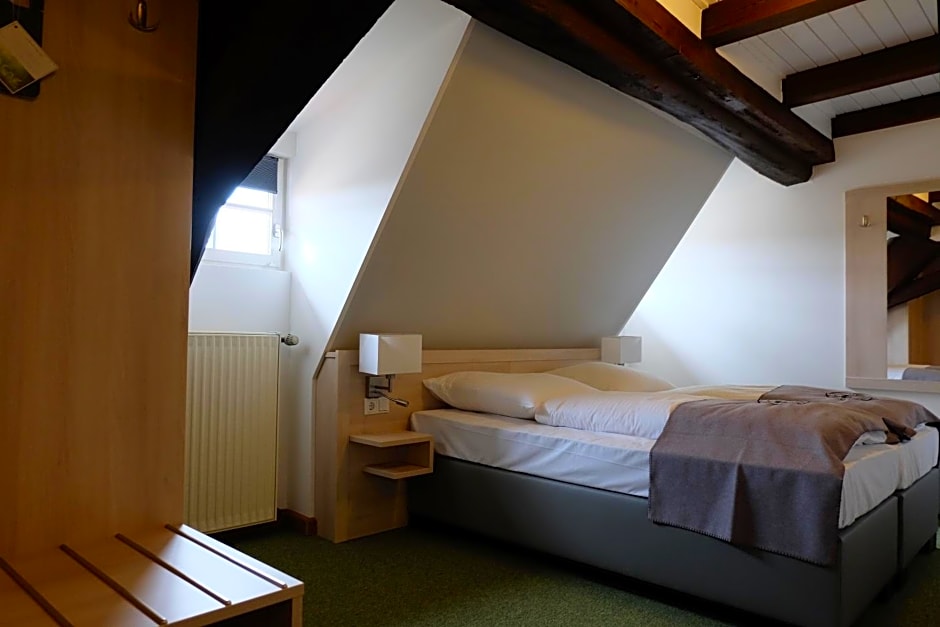 Altes Rathaus Hotel-Restaurant-Café