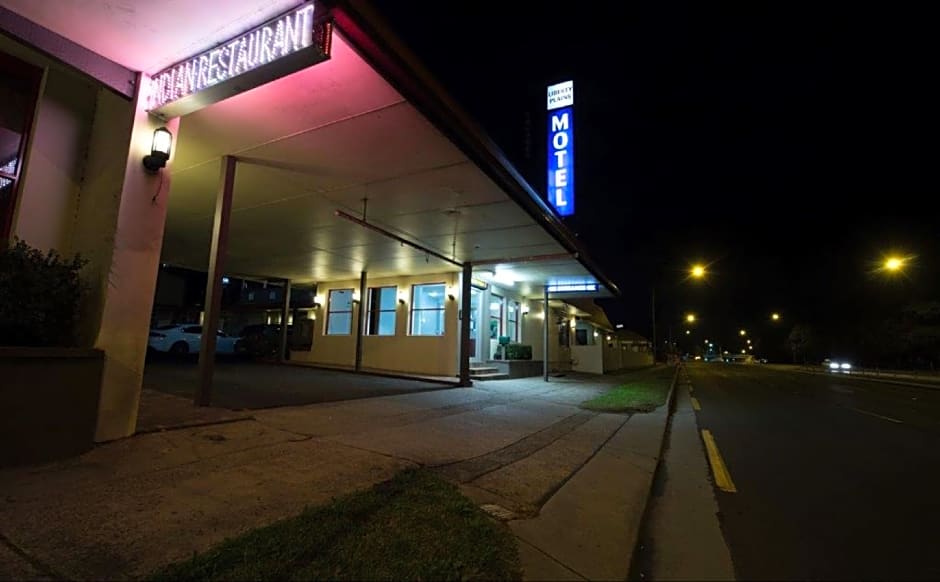Liberty Plains Motor Inn