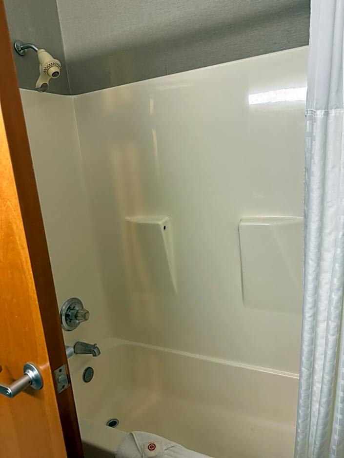 Comfort Inn Huntington near University area