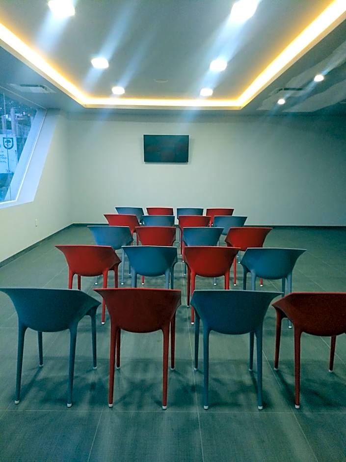 Life Hotel