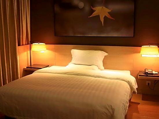 7Days Inn Chongqing Wulong City Square