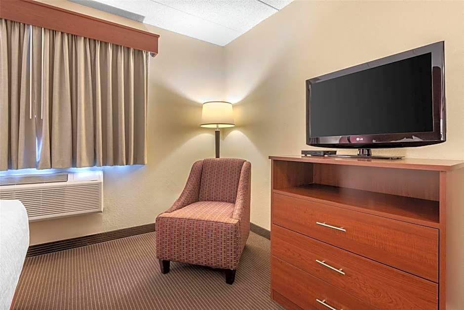 SureStay Plus Hotel by Best Western Litchfield