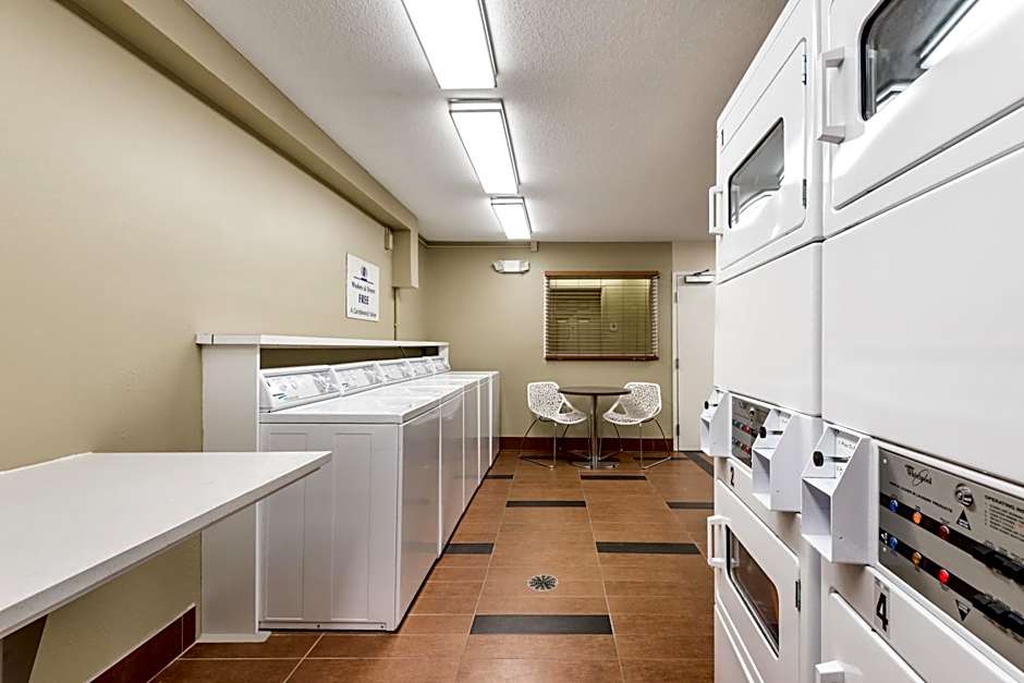 Candlewood Suites Sterling By IHG
