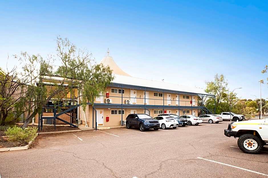 Nightcap at Roxby Downs