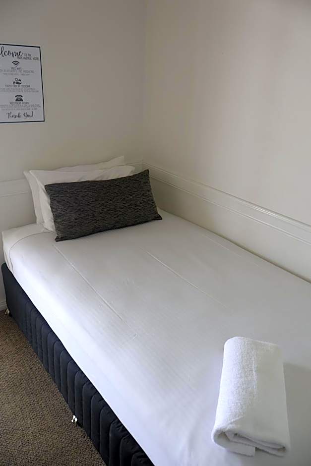 Park Avenue Hotel Motel