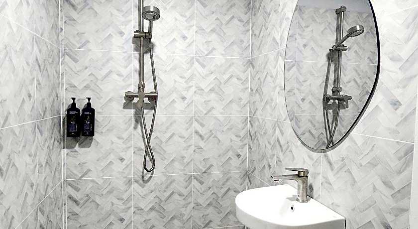 SEATEL Phuket, Patong Beach