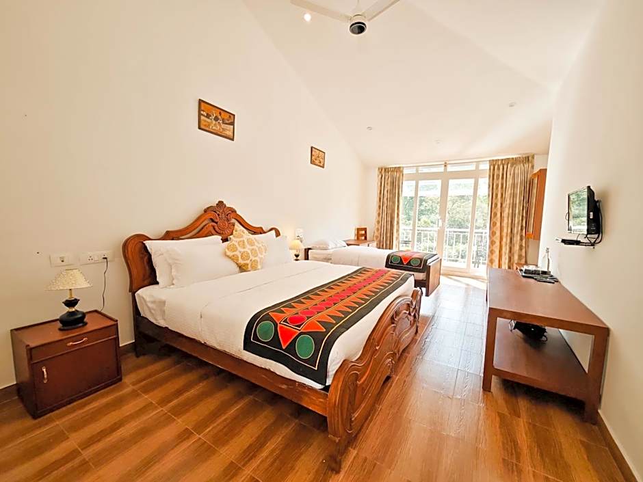 Ibex Resorts, Valparai Mistly