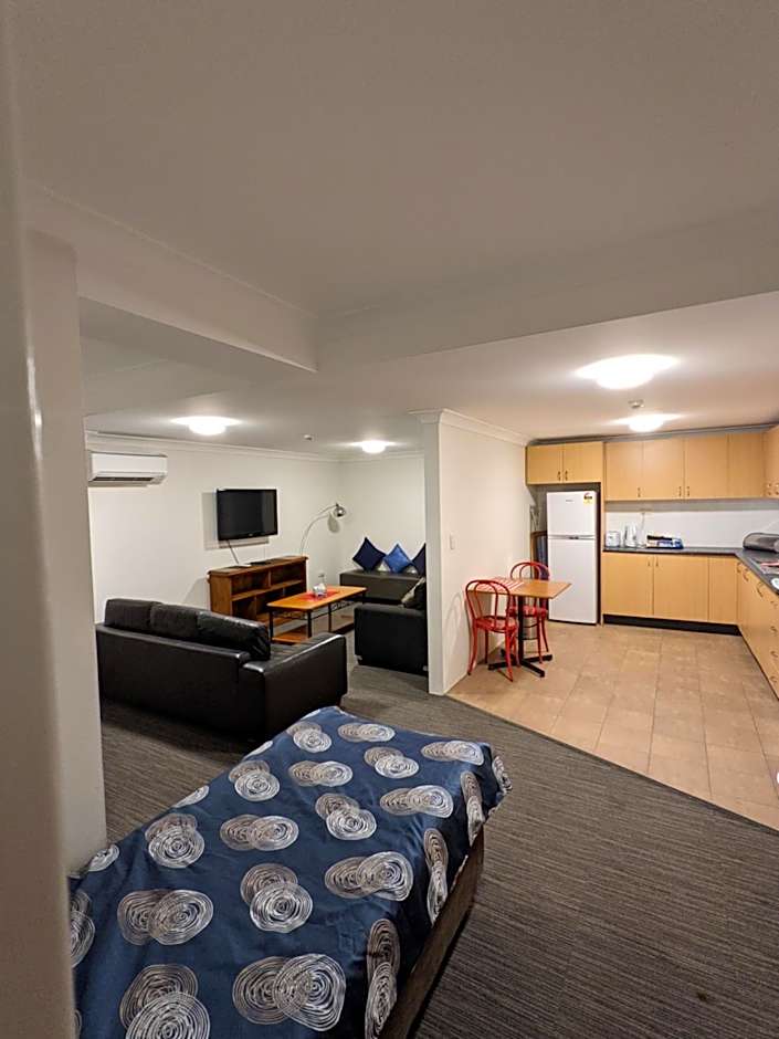 Arena Hotel (formerly Sleep Express Motel)