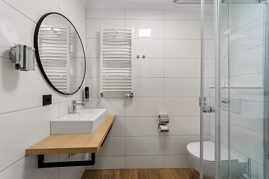 NEU - Sona Design Rooms - CITY CENTER -
