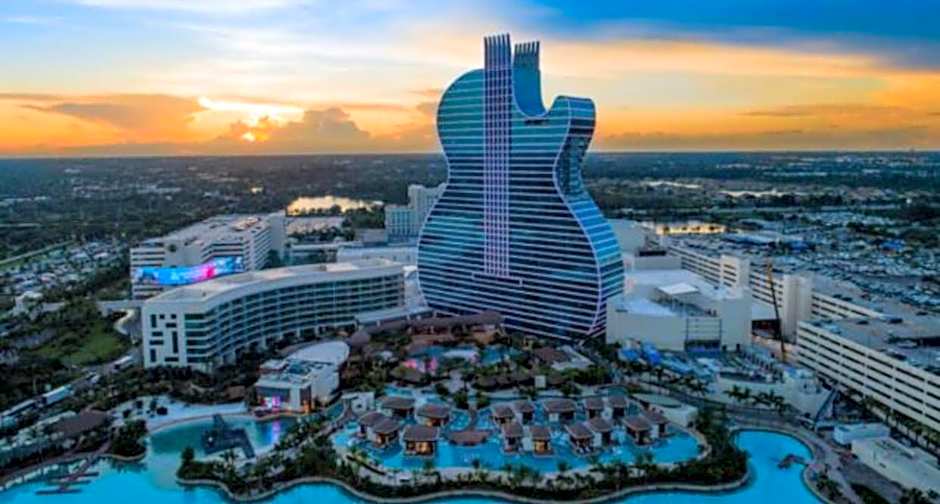 Men Only Hostel - Free - Wi-Fi - Parking - Long Term Welcome